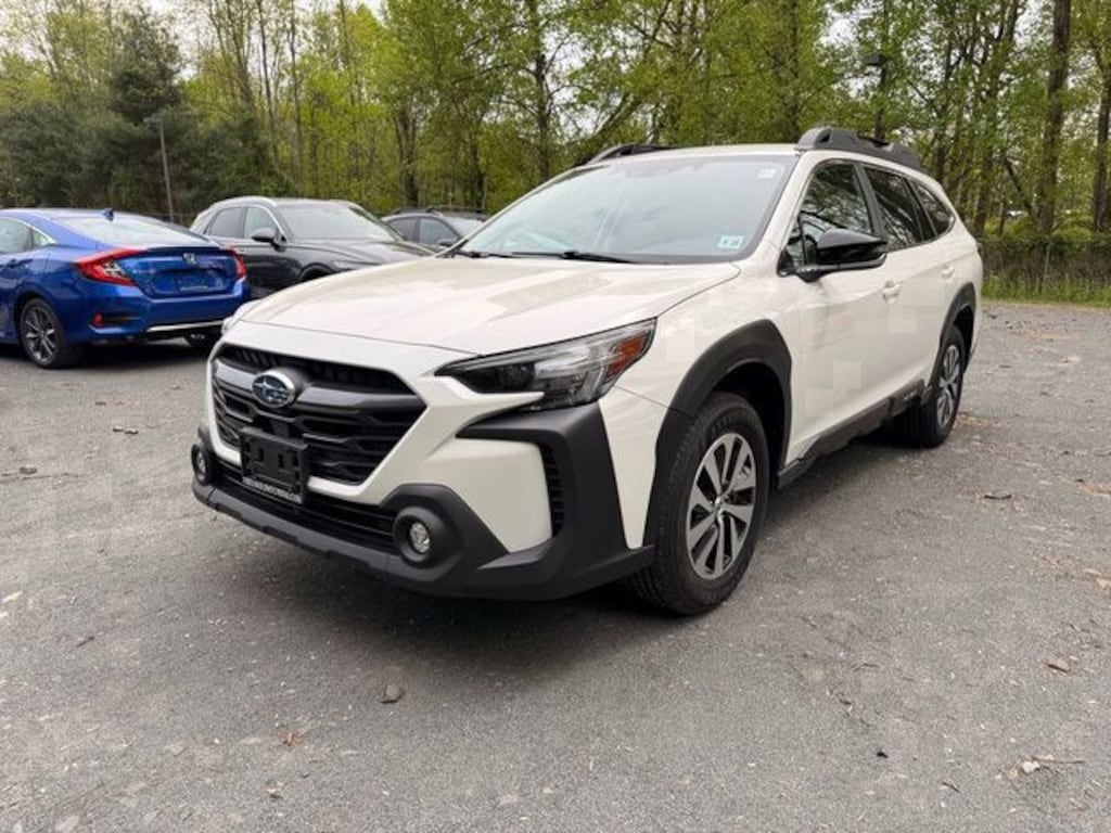 Used 2024 Subaru Outback Premium SUV