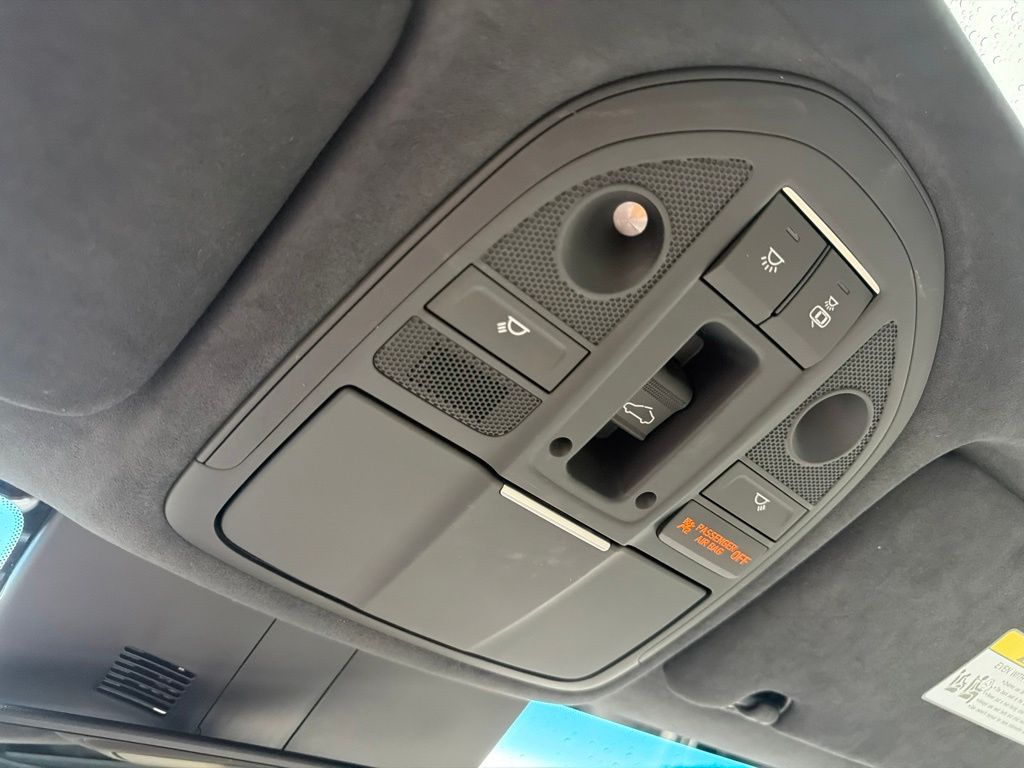 2023 GENESIS G70 Standard - Photo 30