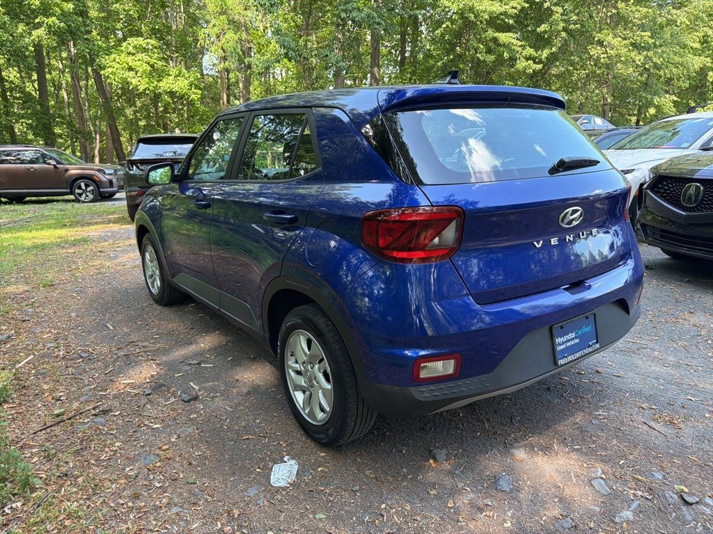 Used 2021 Hyundai Venue SE SUV