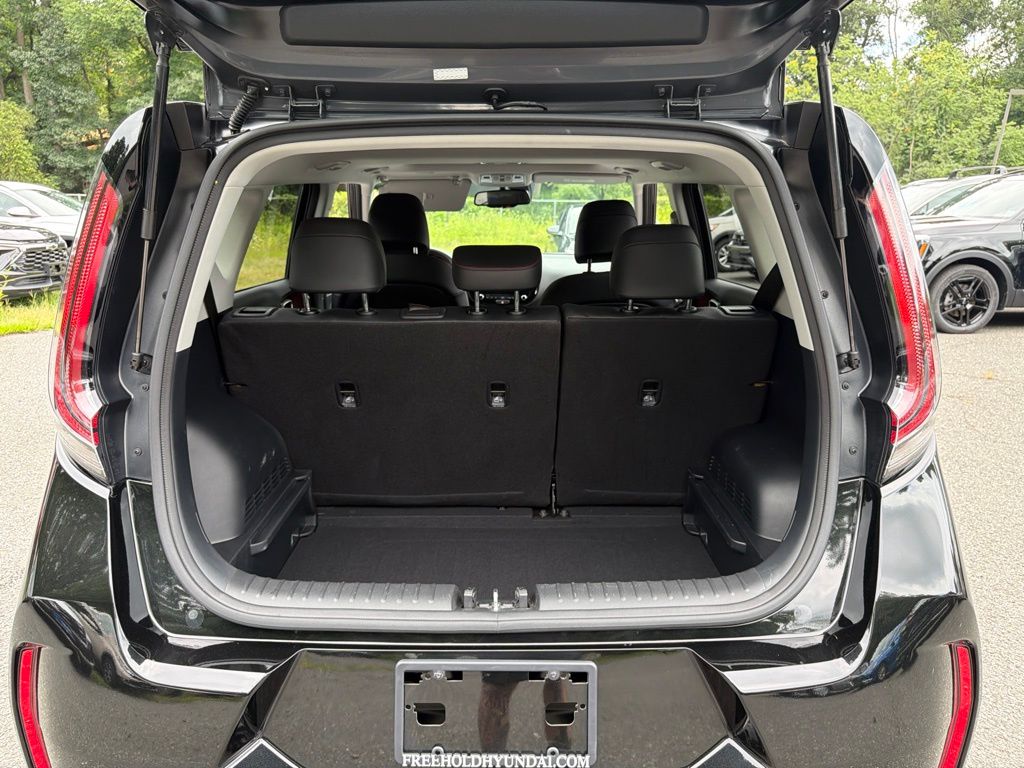 2024 Kia Soul GT-Line - Photo 13