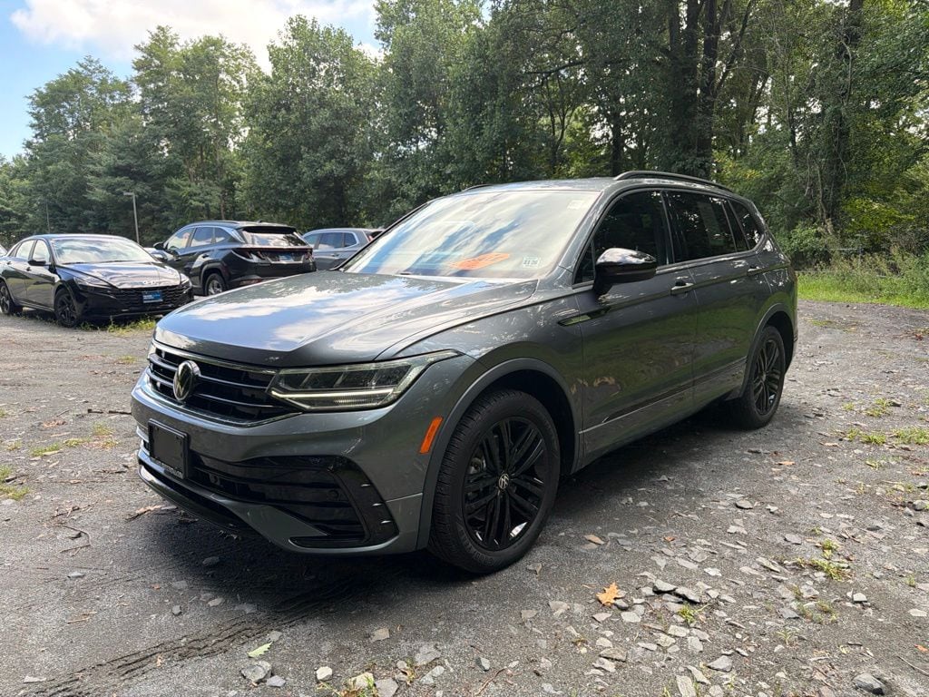 Used 2022 Volkswagen Tiguan 2.0T SE R-Line Black SUV