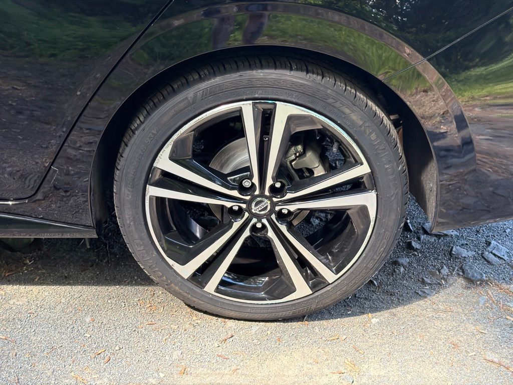 2023 Nissan Sentra SR - Photo 6