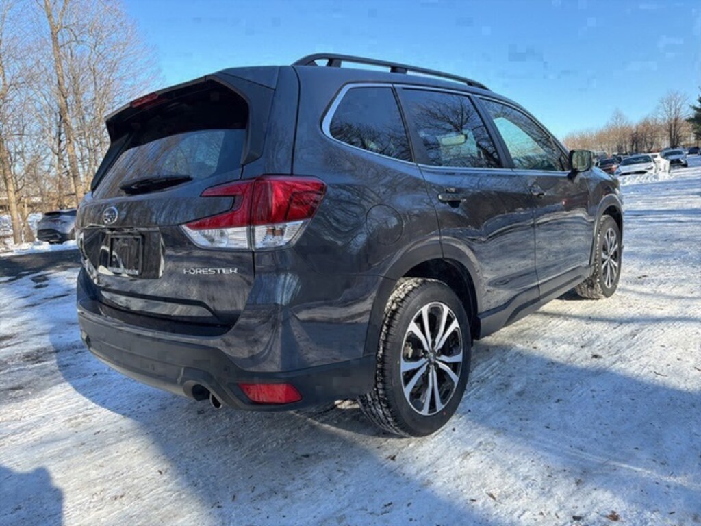 Used 2023 Subaru Forester Limited SUV