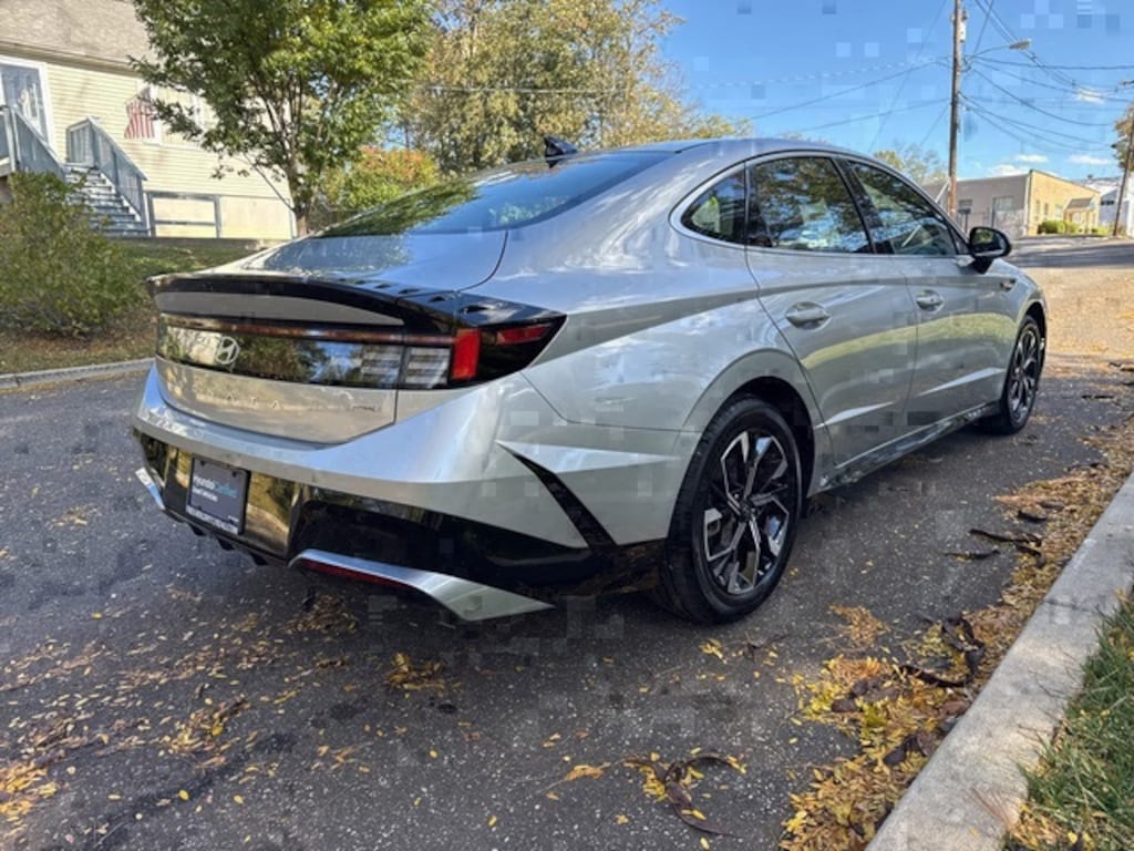 Used 2025 Hyundai Sonata SEL Sedan