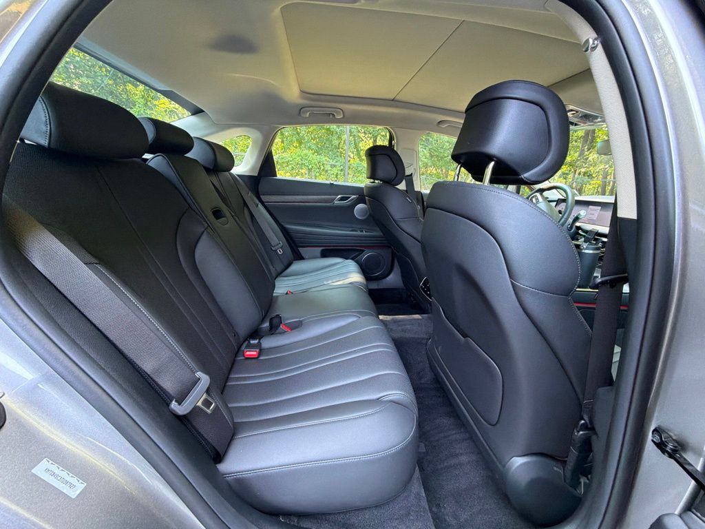 2026 GENESIS G80 Advanced - Photo 11