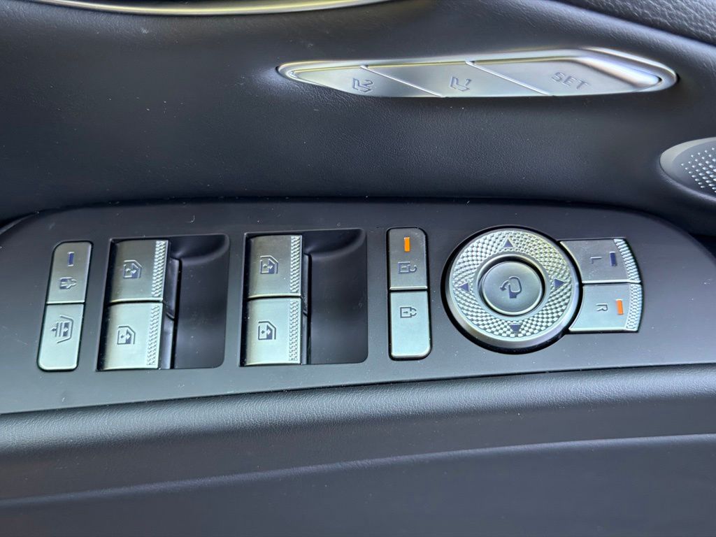 2026 GENESIS G80 Advanced - Photo 17