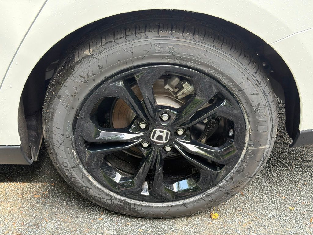 2025 Honda Accord SE - Photo 6