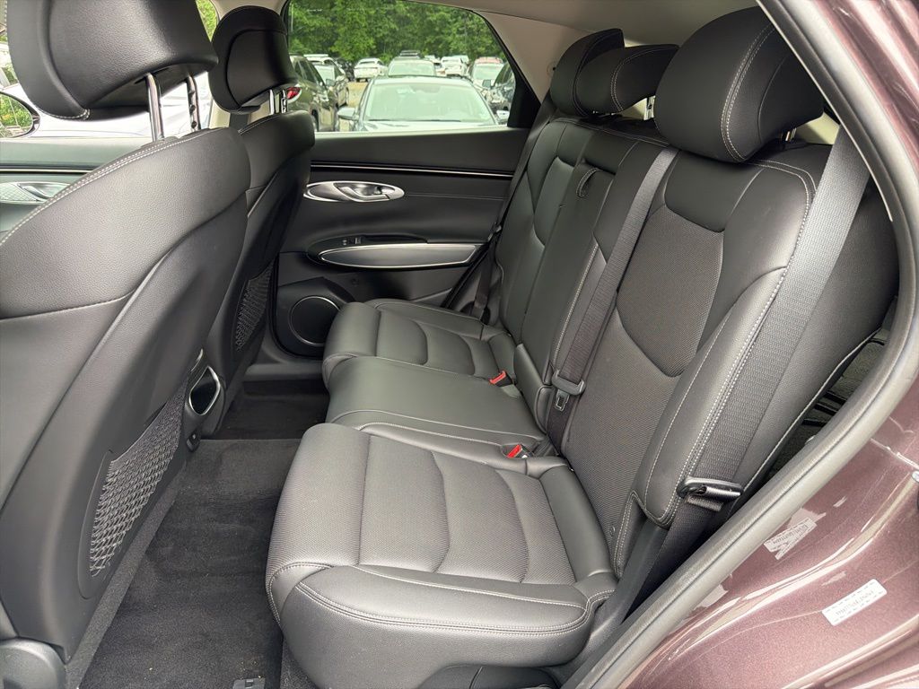 2023 GENESIS GV70 Standard - Photo 15