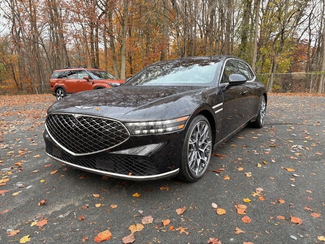 2023 GENESIS G90 Base's photo
