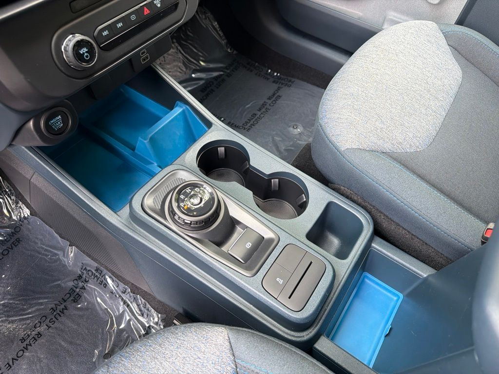 2025 Ford Maverick XLT - Photo 28