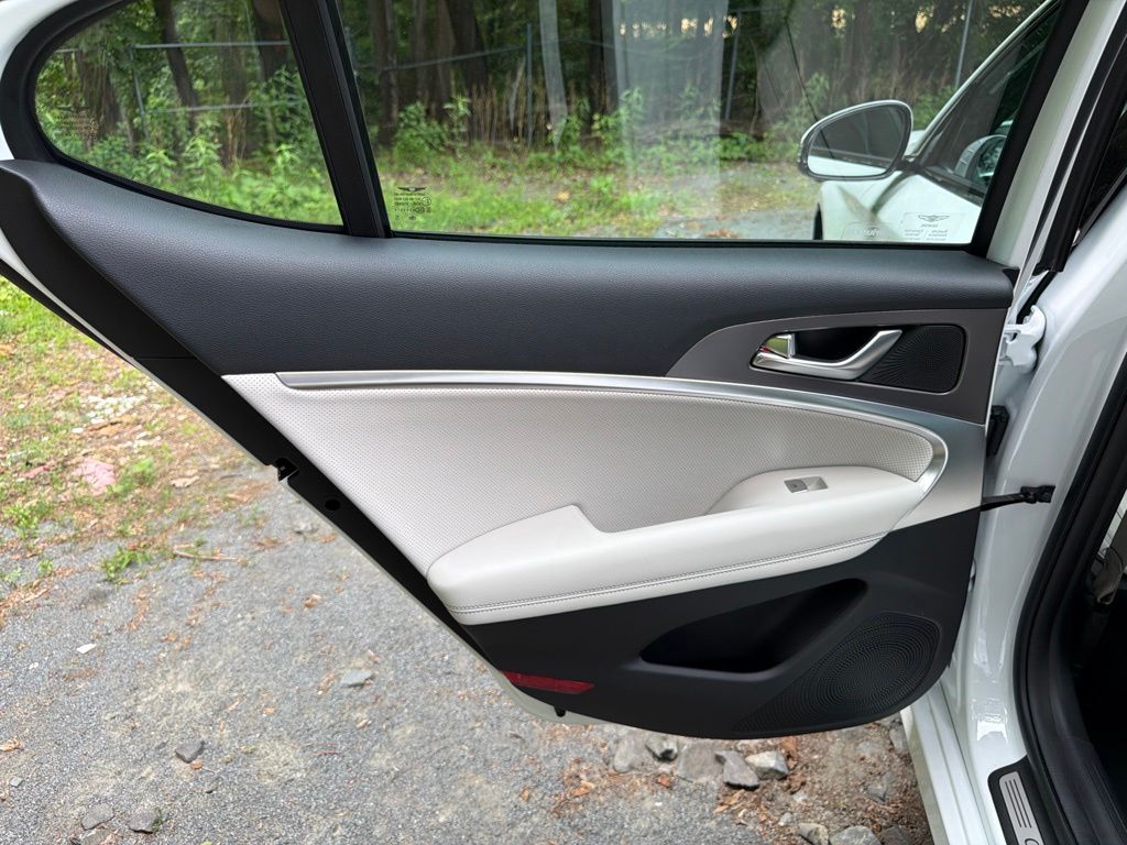 2026 GENESIS G70 Sport Prestige - Photo 13