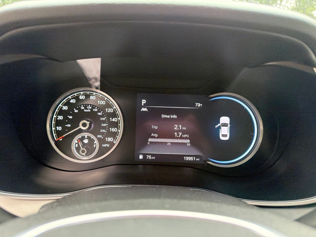 2023 GENESIS G70 Standard - Photo 23