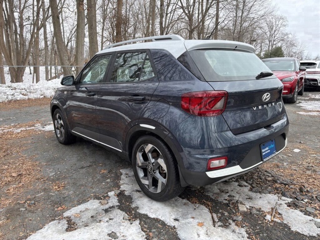 Certified 2023 Hyundai Venue Limited SUV