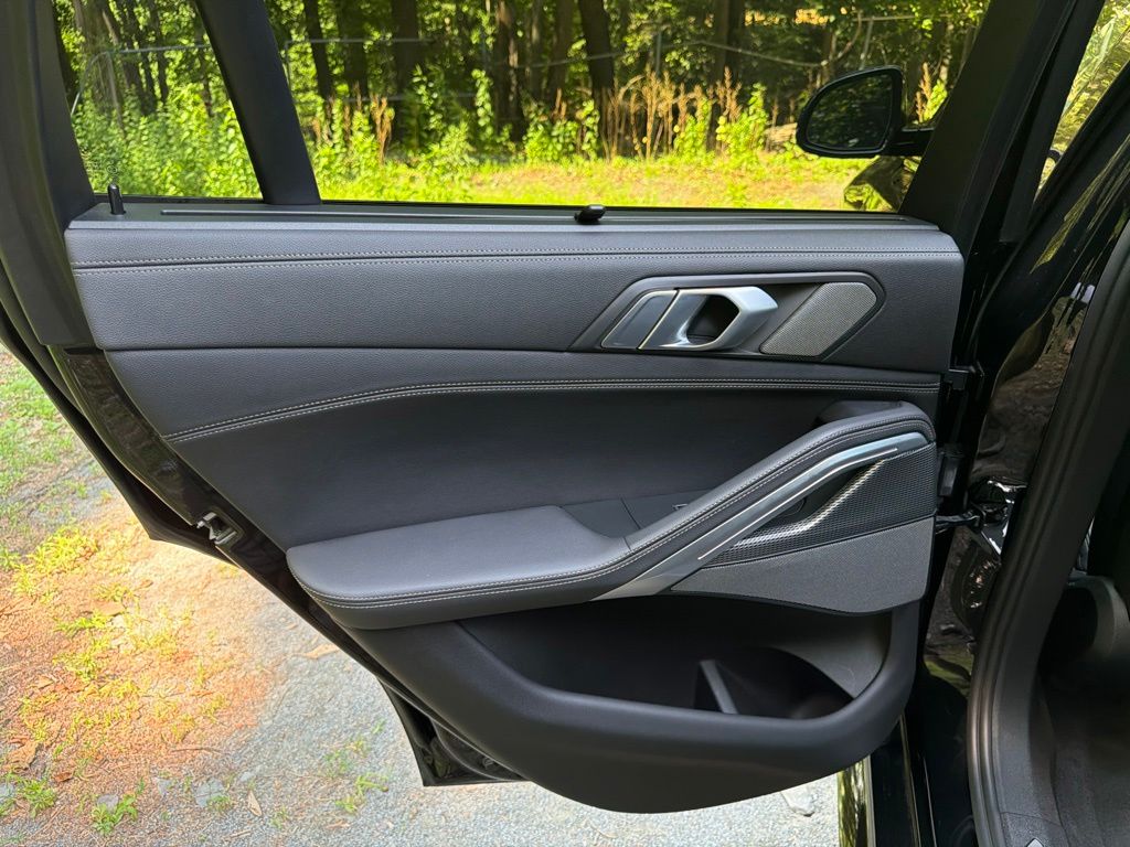 2021 BMW X6 M50i - Photo 16