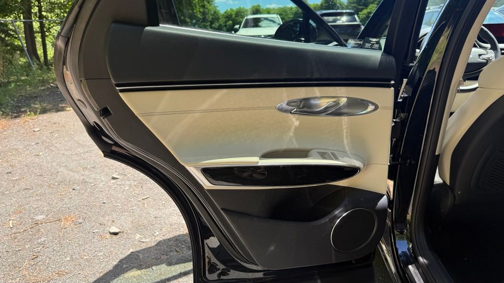 2023 GENESIS GV70 Standard - Photo 14