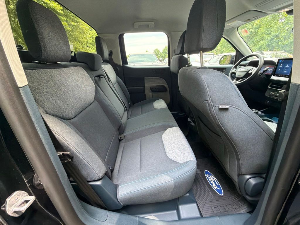 2025 Ford Maverick XLT - Photo 11