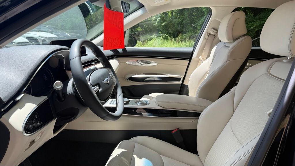 2023 GENESIS GV70 Standard - Photo 18