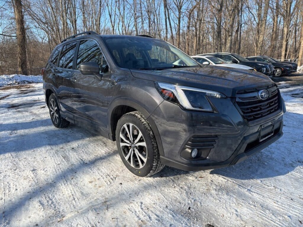 Used 2023 Subaru Forester Limited SUV