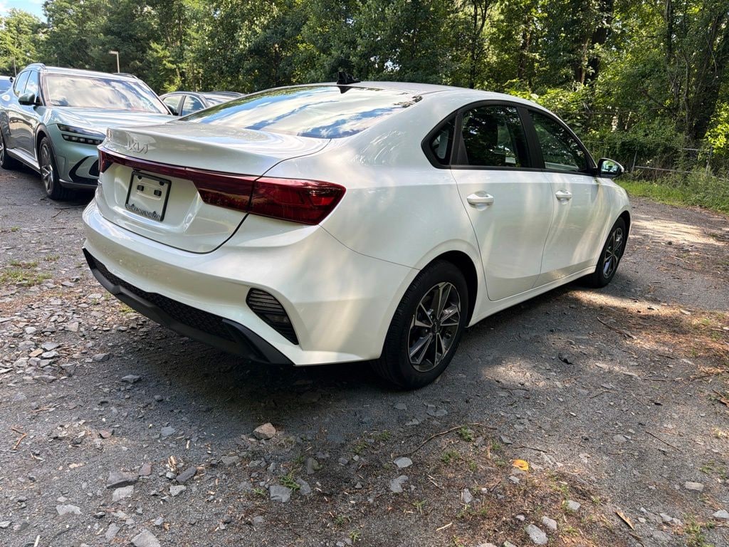 Used 2023 Kia Forte LXS Sedan