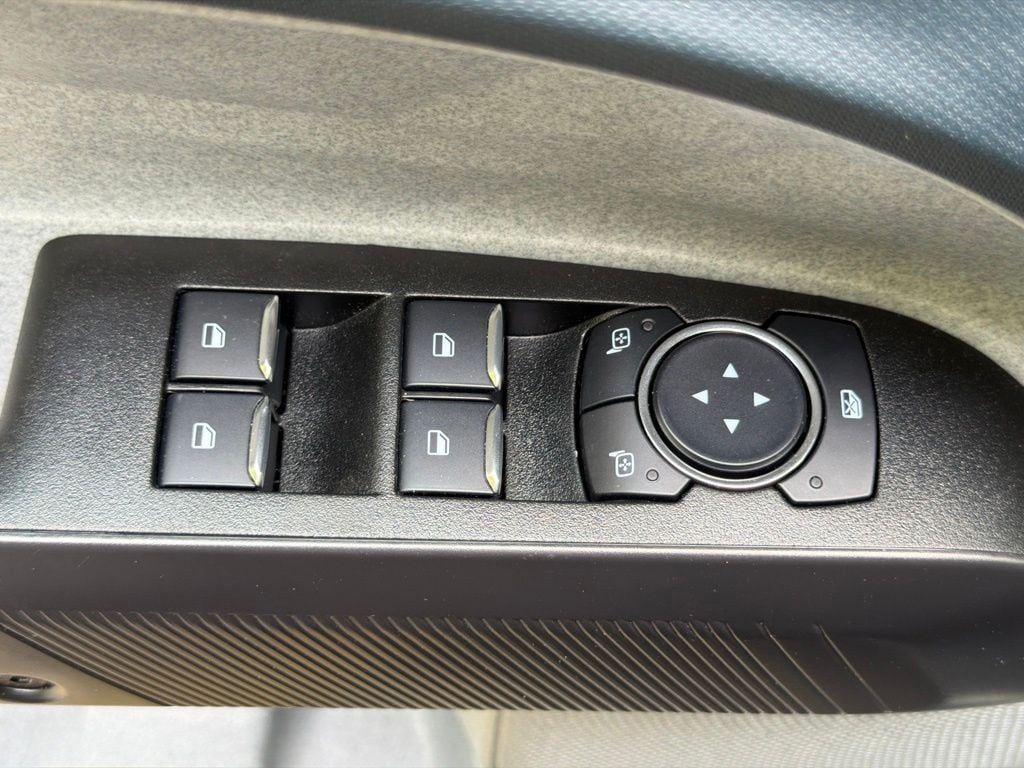 2025 Ford Maverick XLT - Photo 19