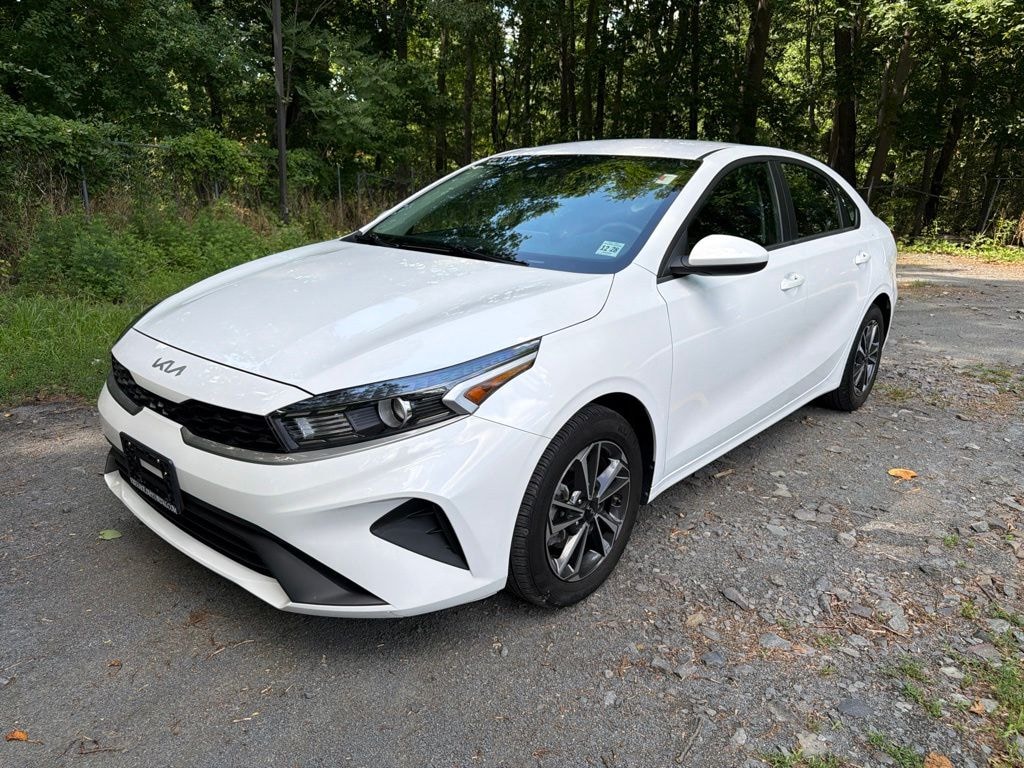 Used 2023 Kia Forte LXS Sedan