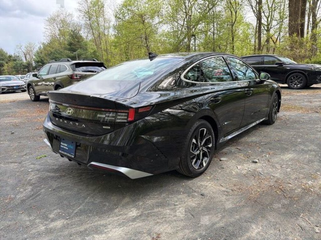 Certified 2025 Hyundai Sonata SEL Sedan