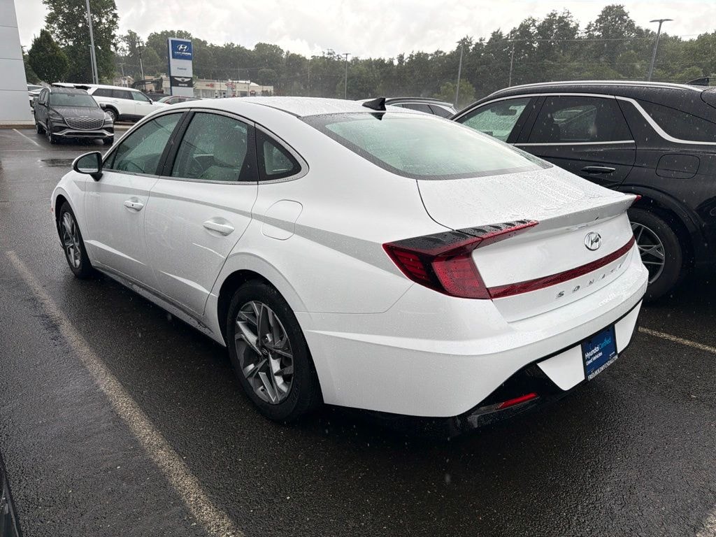 Used 2023 Hyundai Sonata SEL Sedan
