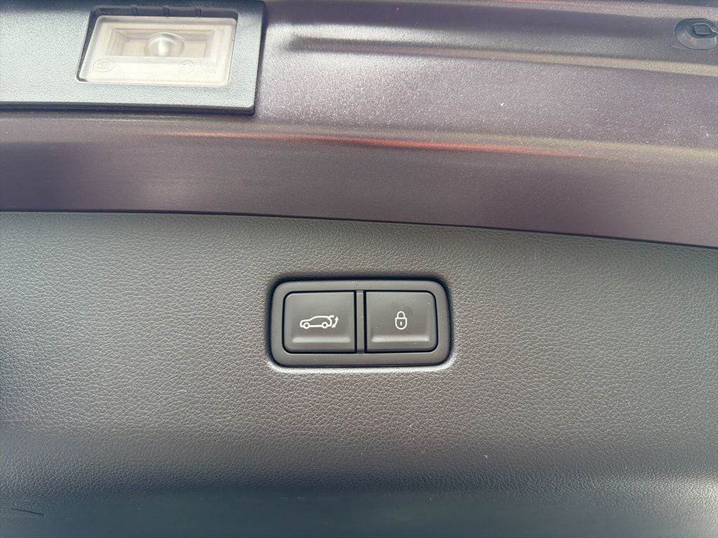 2023 GENESIS GV70 Standard - Photo 14