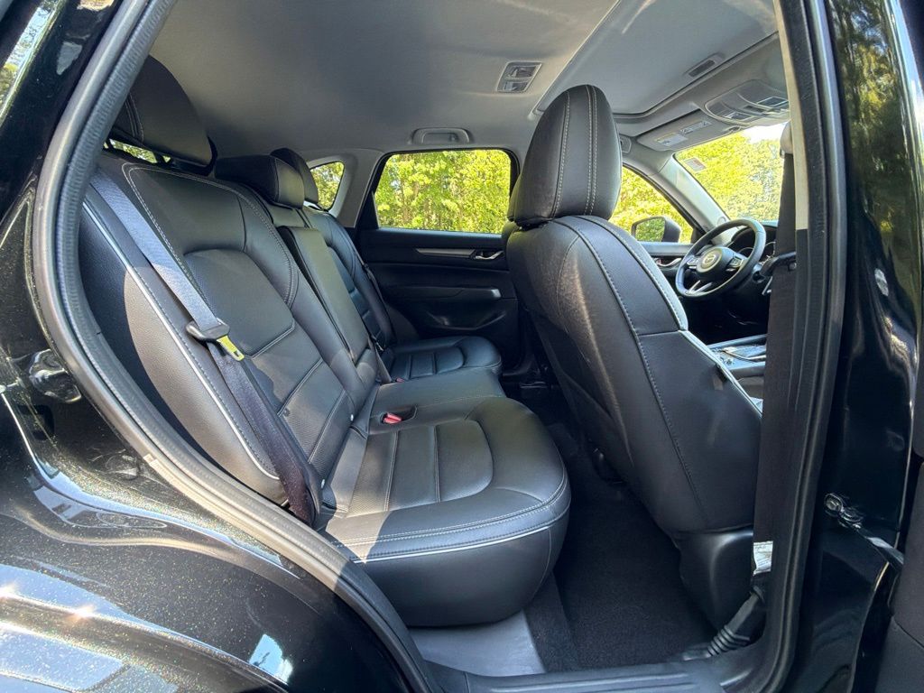 2024 Mazda CX-5 S Preferred package - Photo 11