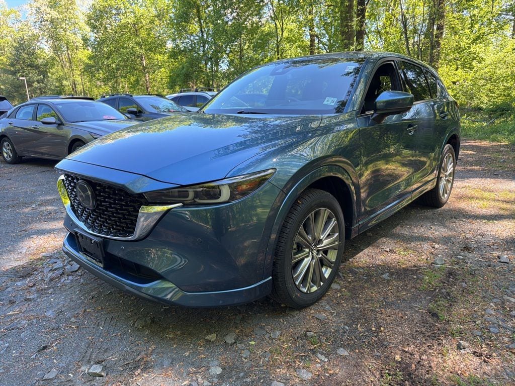2023 Mazda CX-5 TURBO Signature Auto AWD's photo