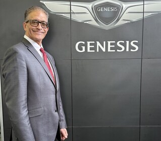 Staff member R.Paul Murjani from ID_32b47b