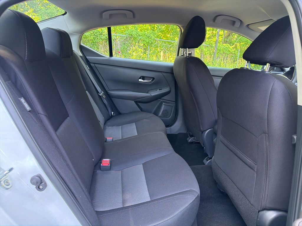 2023 Nissan Sentra SV - Photo 11