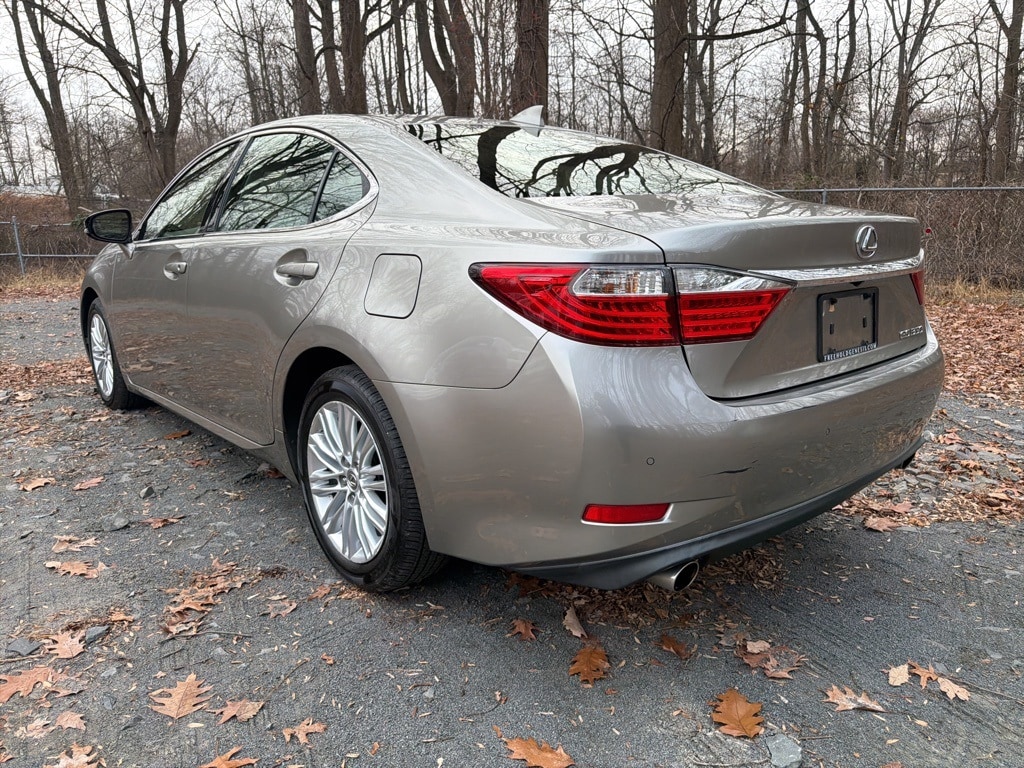 Used 2015 Lexus ES 350 Sedan