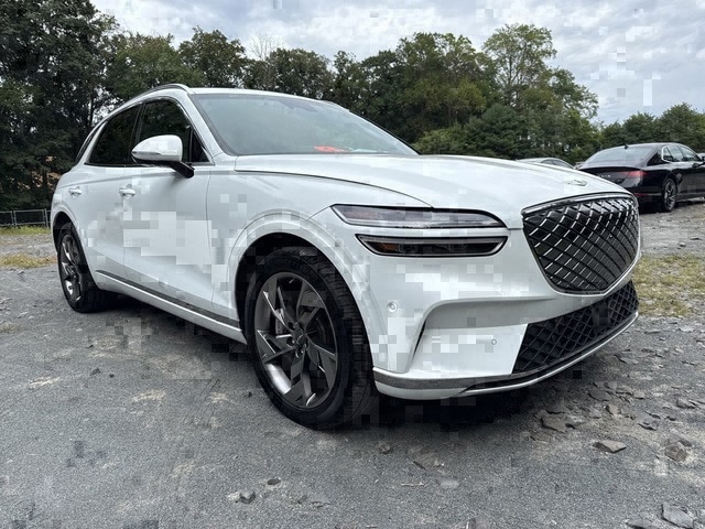 Used 2024 GENESIS GV70 Advanced with VIN 5NMMCET10RH003651 for sale in Freehold, NJ