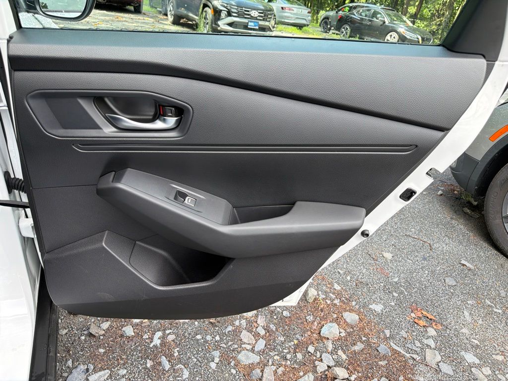 2025 Honda Accord SE - Photo 12