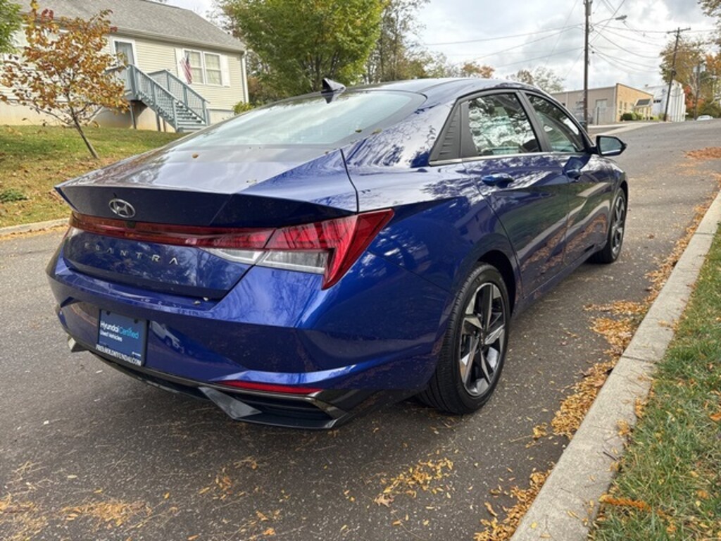 Used 2022 Hyundai Elantra SEL Sedan