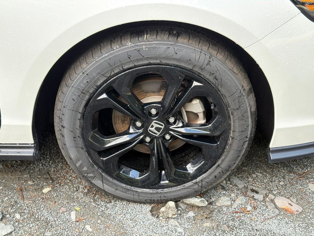 2025 Honda Accord SE - Photo 8