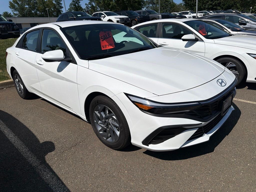 Certified 2025 Hyundai Elantra Hybrid Blue Sedan