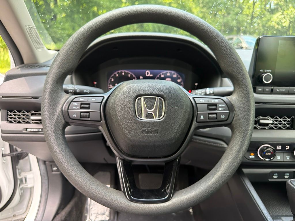 2025 Honda Accord SE - Photo 19