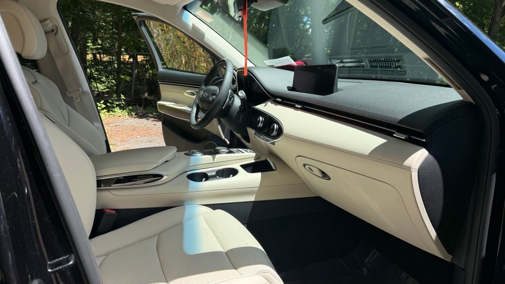 2023 GENESIS GV70 Standard - Photo 21