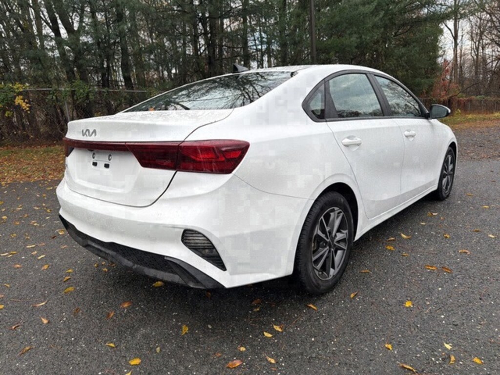 Used 2023 Kia Forte LXS Sedan