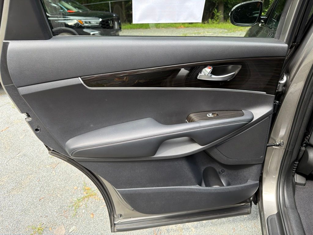 2019 Kia Sorento LX - Photo 15