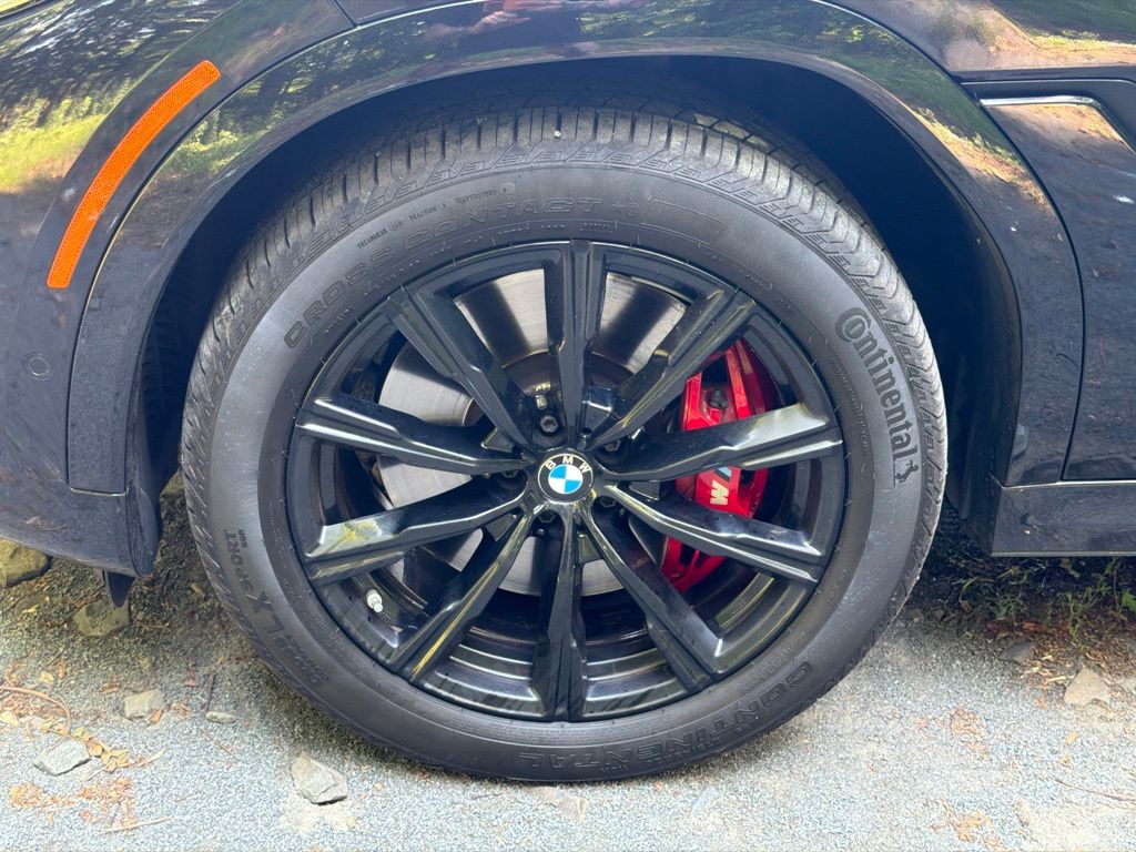 2021 BMW X6 M50i - Photo 5