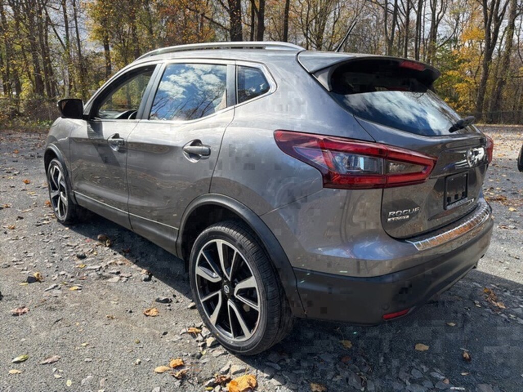 Used 2020 Nissan Rogue Sport SL SUV