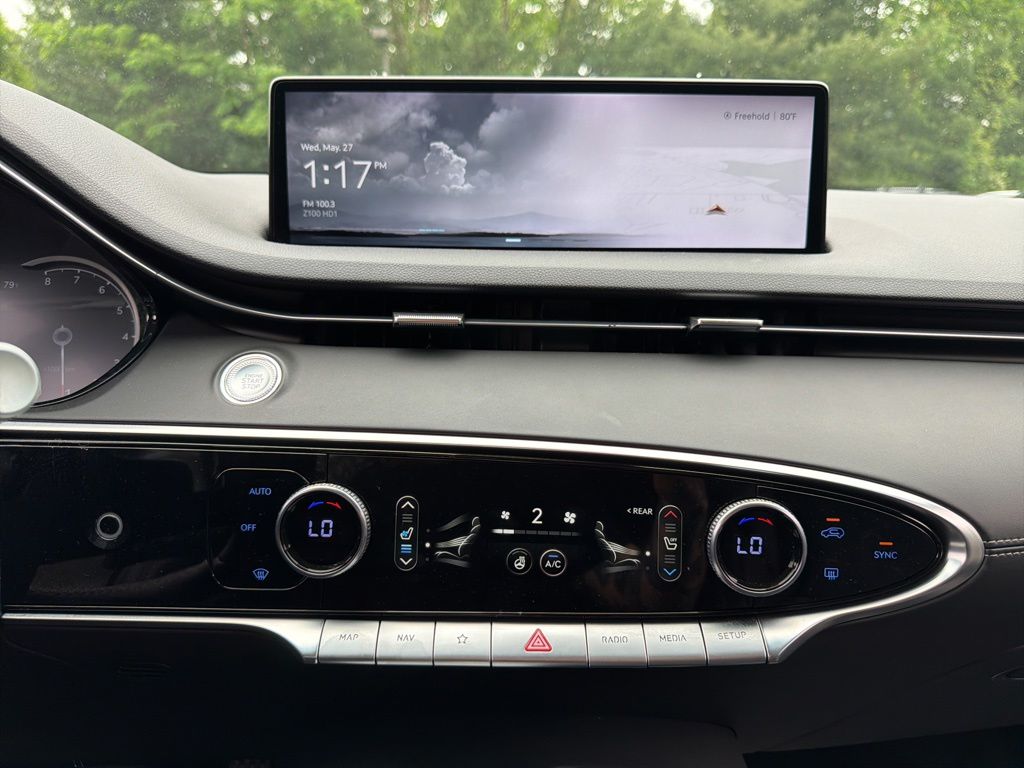 2023 GENESIS GV70 Standard - Photo 25