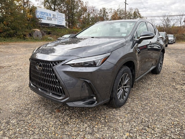 2022 Lexus NX 350's photo
