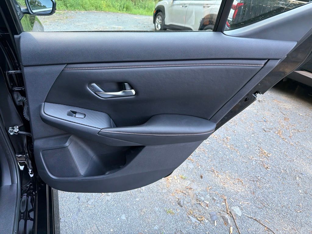 2023 Nissan Sentra SR - Photo 12