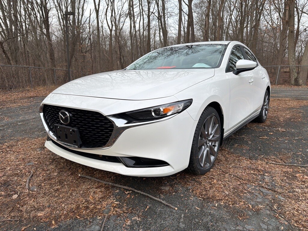 2024 Mazda Mazda3 Preferred's photo
