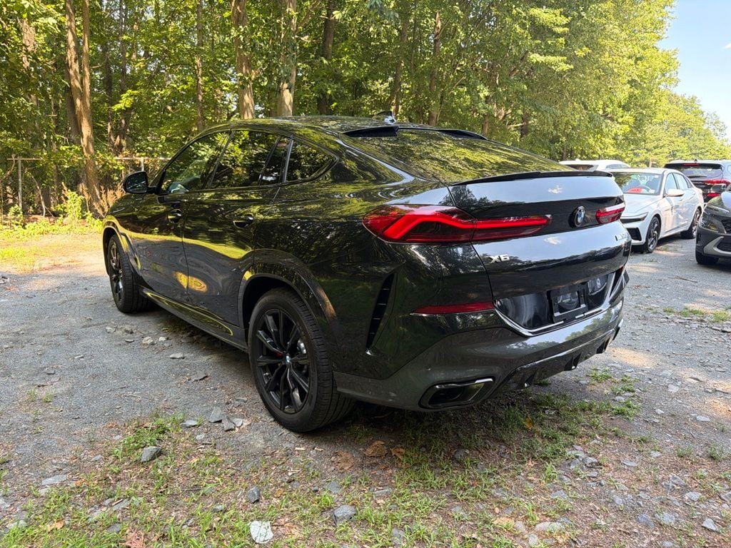 2021 BMW X6 M50i - Photo 4