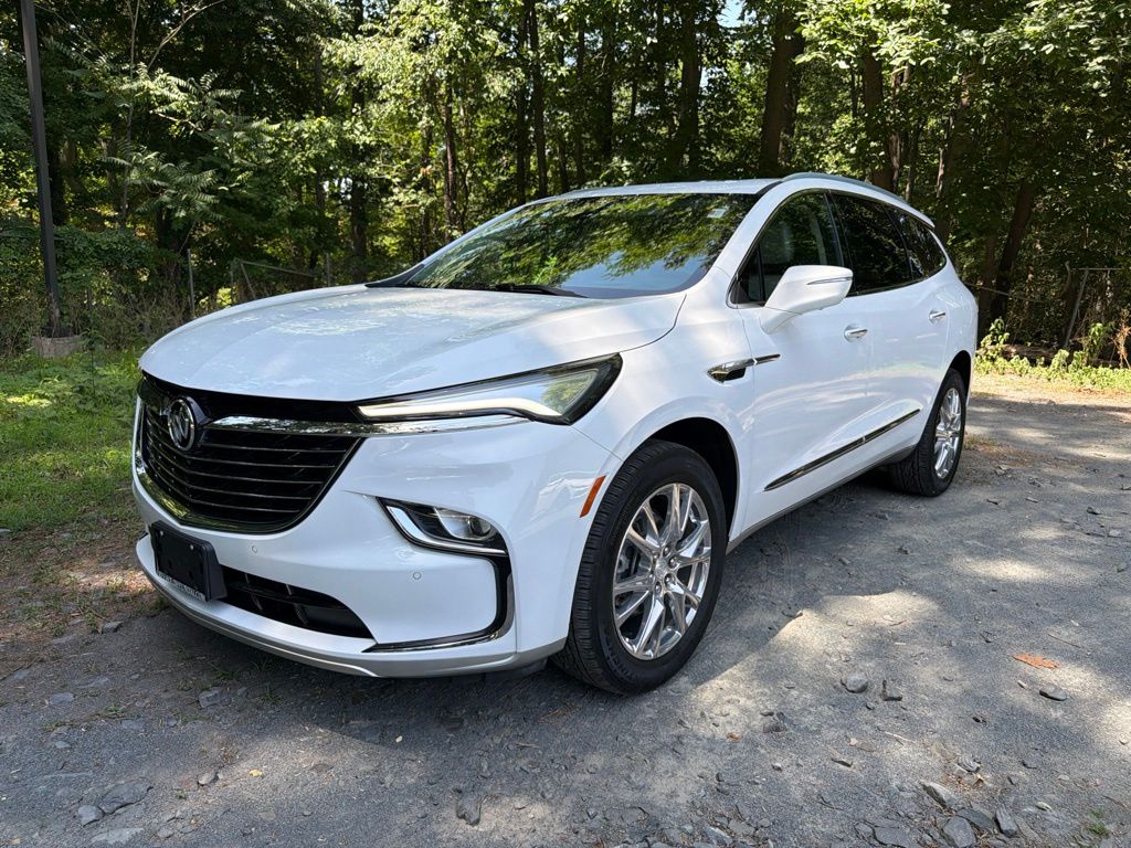 2022 Buick Enclave Premium AWD's photo